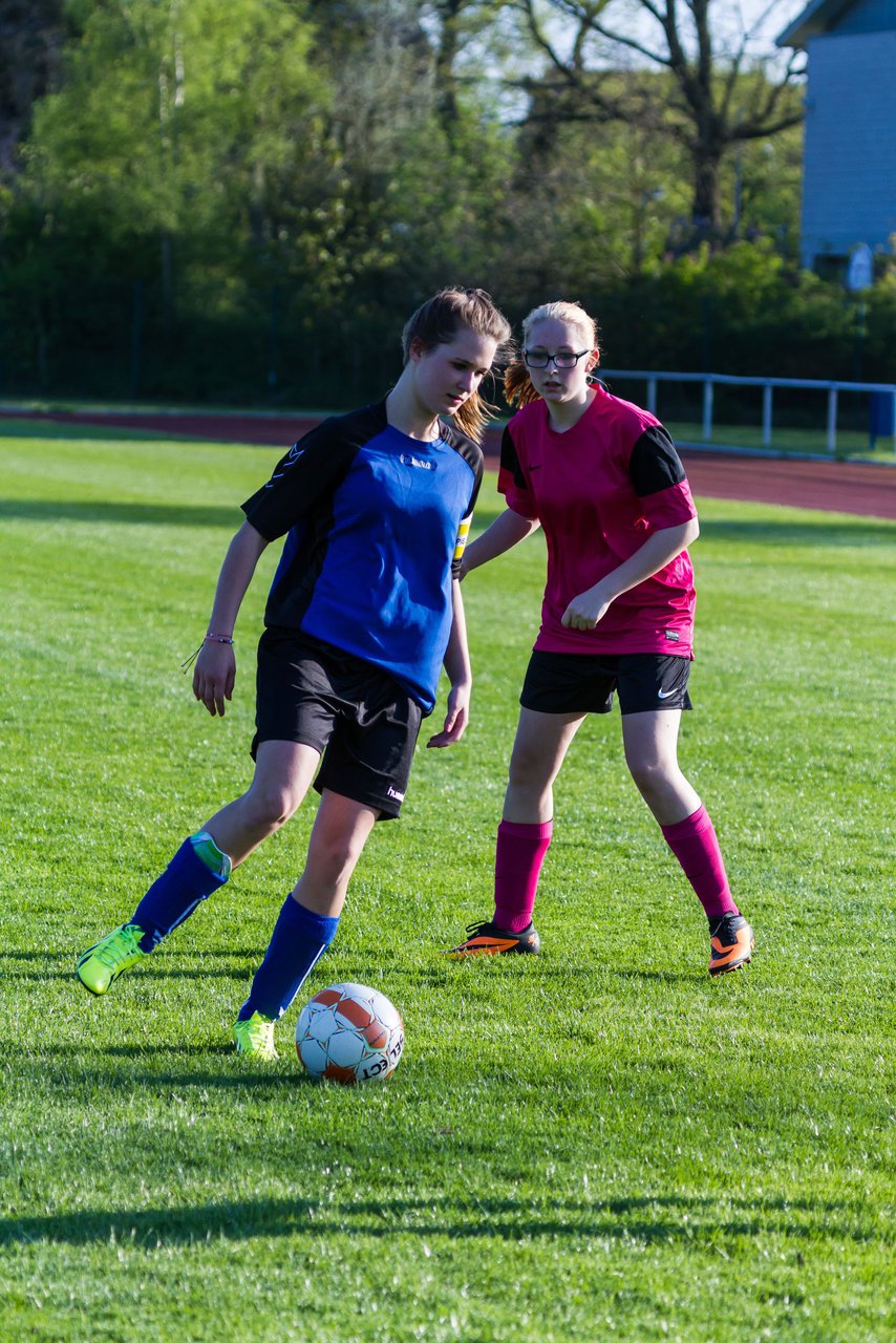 Bild 205 - B-Juniorinnen SV Wahlstedt - TSV Zarpen : Ergebnis: 11:0